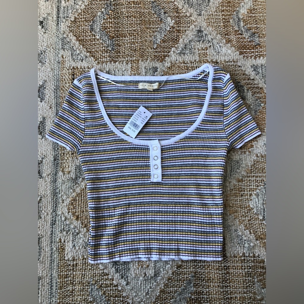 LĀ Hearts Crop Top - S
